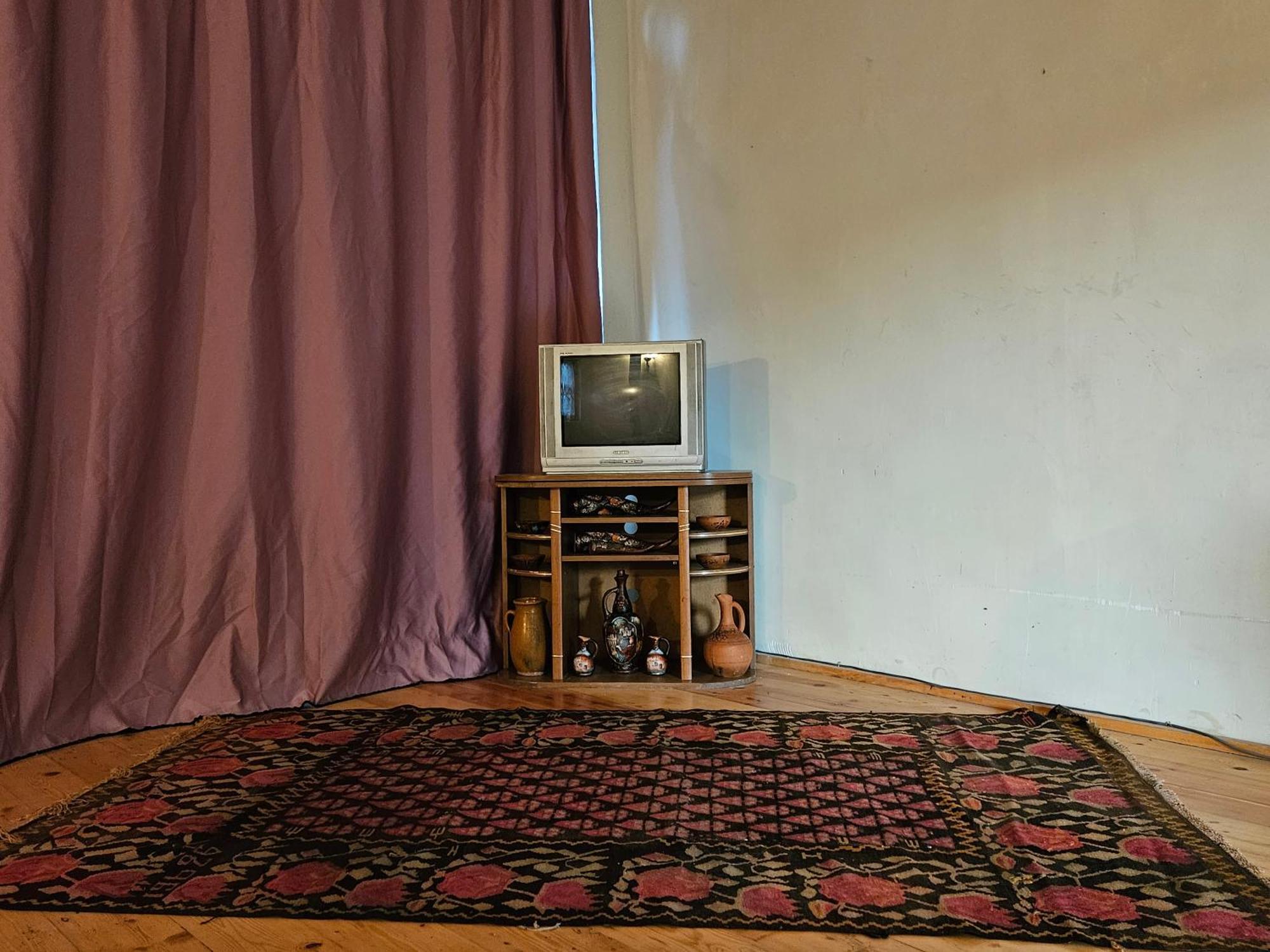 T'mogvi Guest House Aleksandre מראה חיצוני תמונה