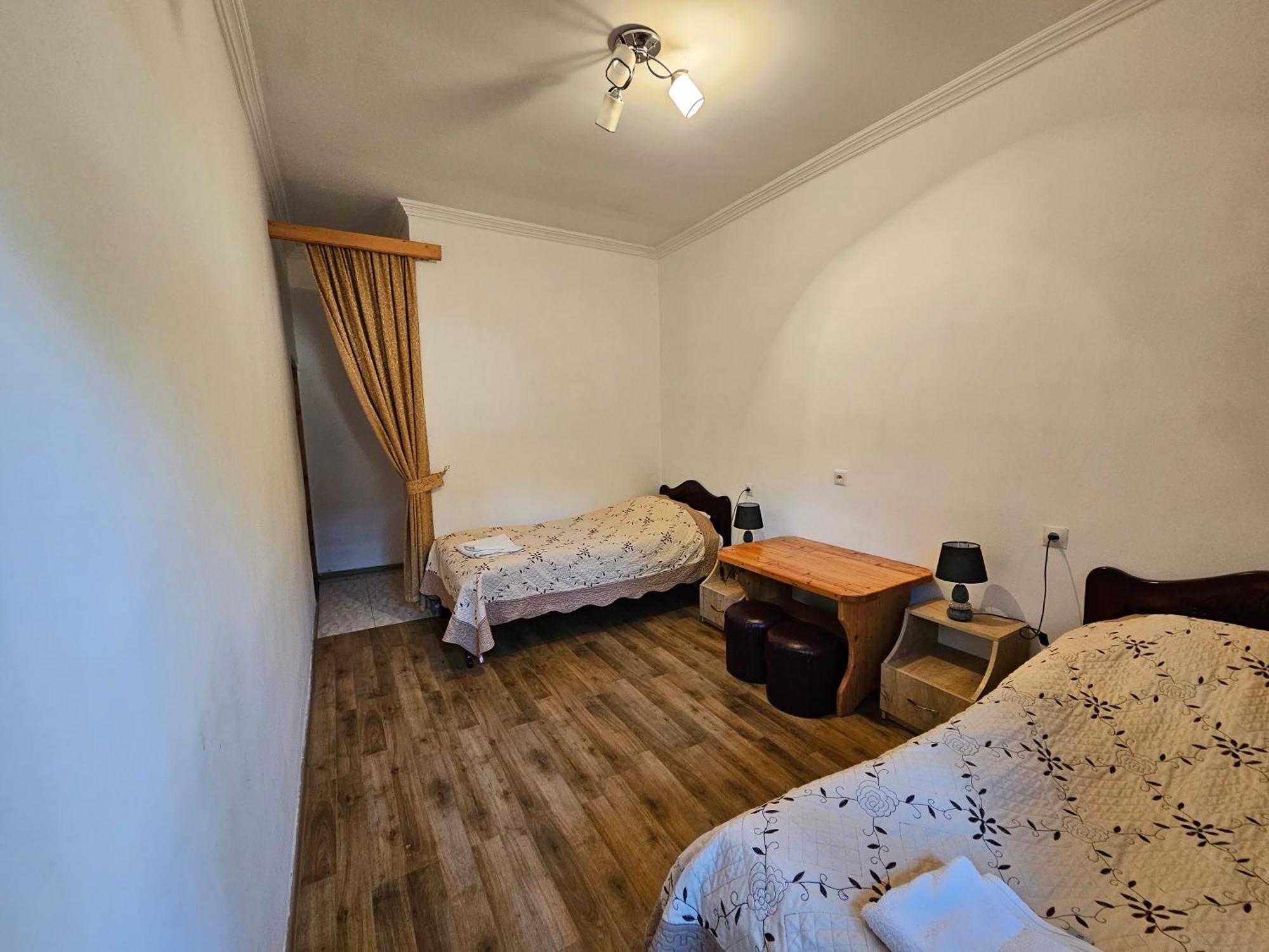 T'mogvi Guest House Aleksandre מראה חיצוני תמונה