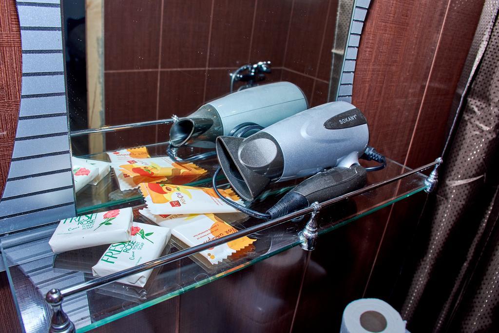T'mogvi Guest House Aleksandre מראה חיצוני תמונה